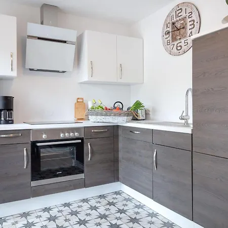 Apartment Die-deichbude-1-bude-7 *